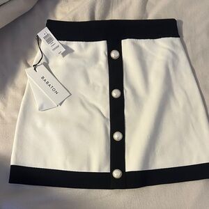 Aritzia Babaton Monochrome Buttoned Mini Skirt